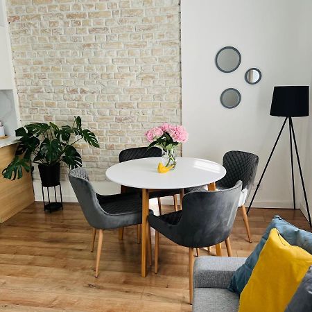 The Right Coast Apartment With Free Private Parking Ryga Zewnętrze zdjęcie