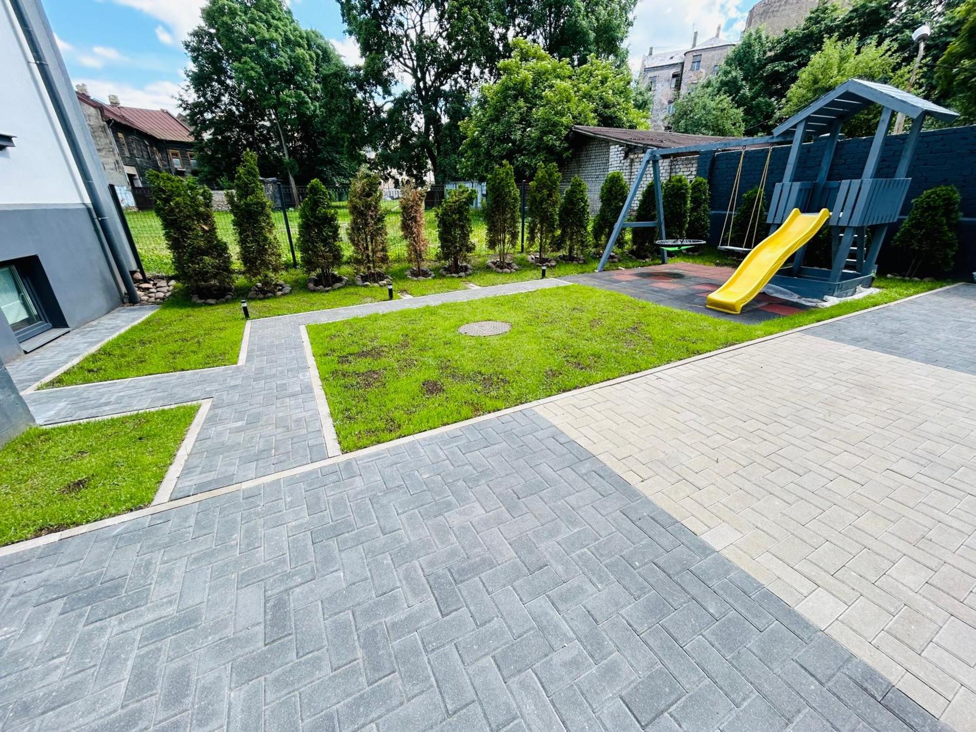 The Right Coast Apartment With Free Private Parking Ryga Zewnętrze zdjęcie